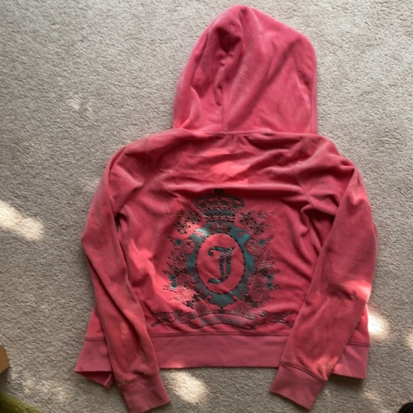 Juicy velvet cropped hoodie - Picture 2 of 2